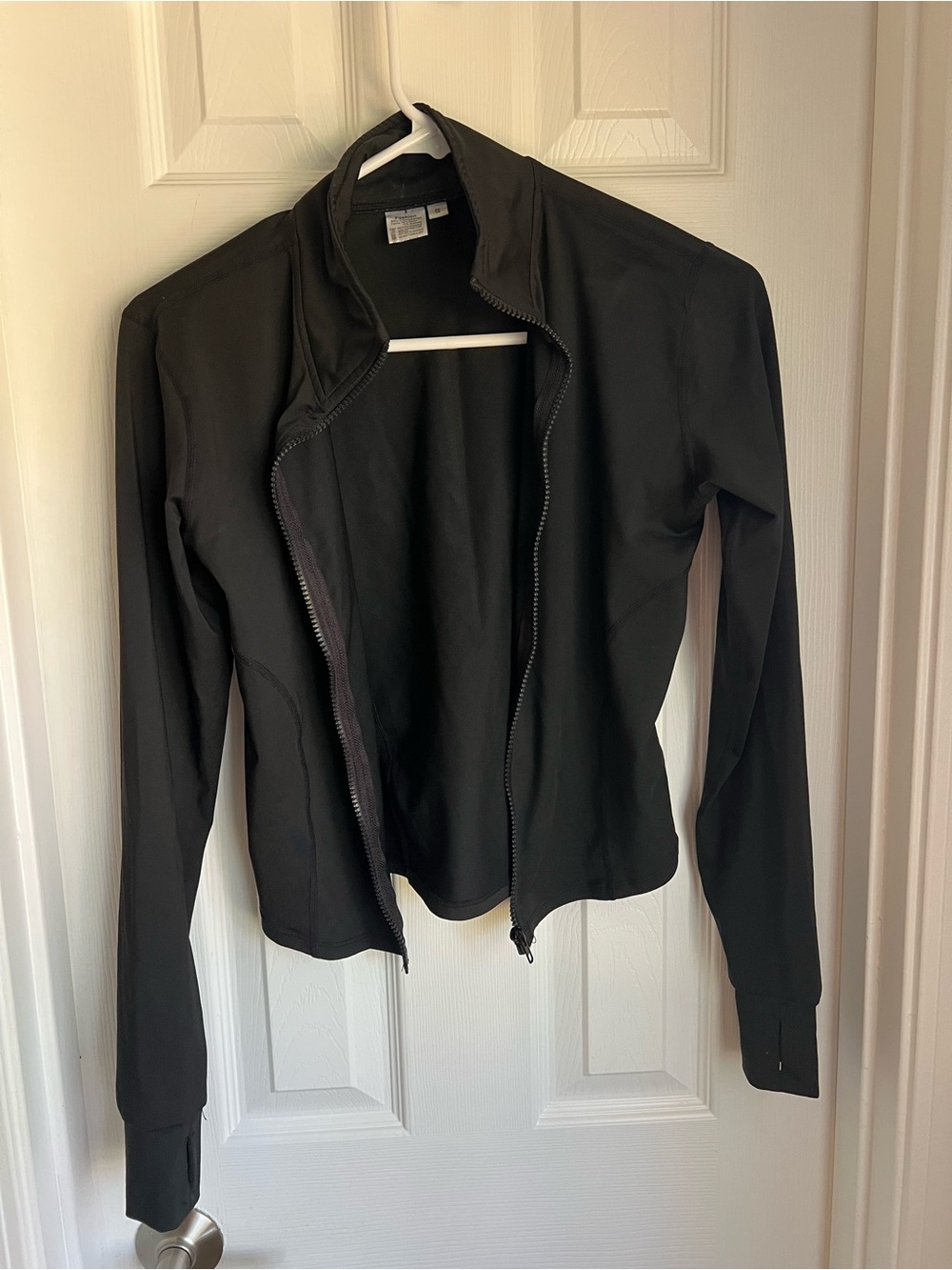 Women’s Black Zip-Front Lightweight Jacket